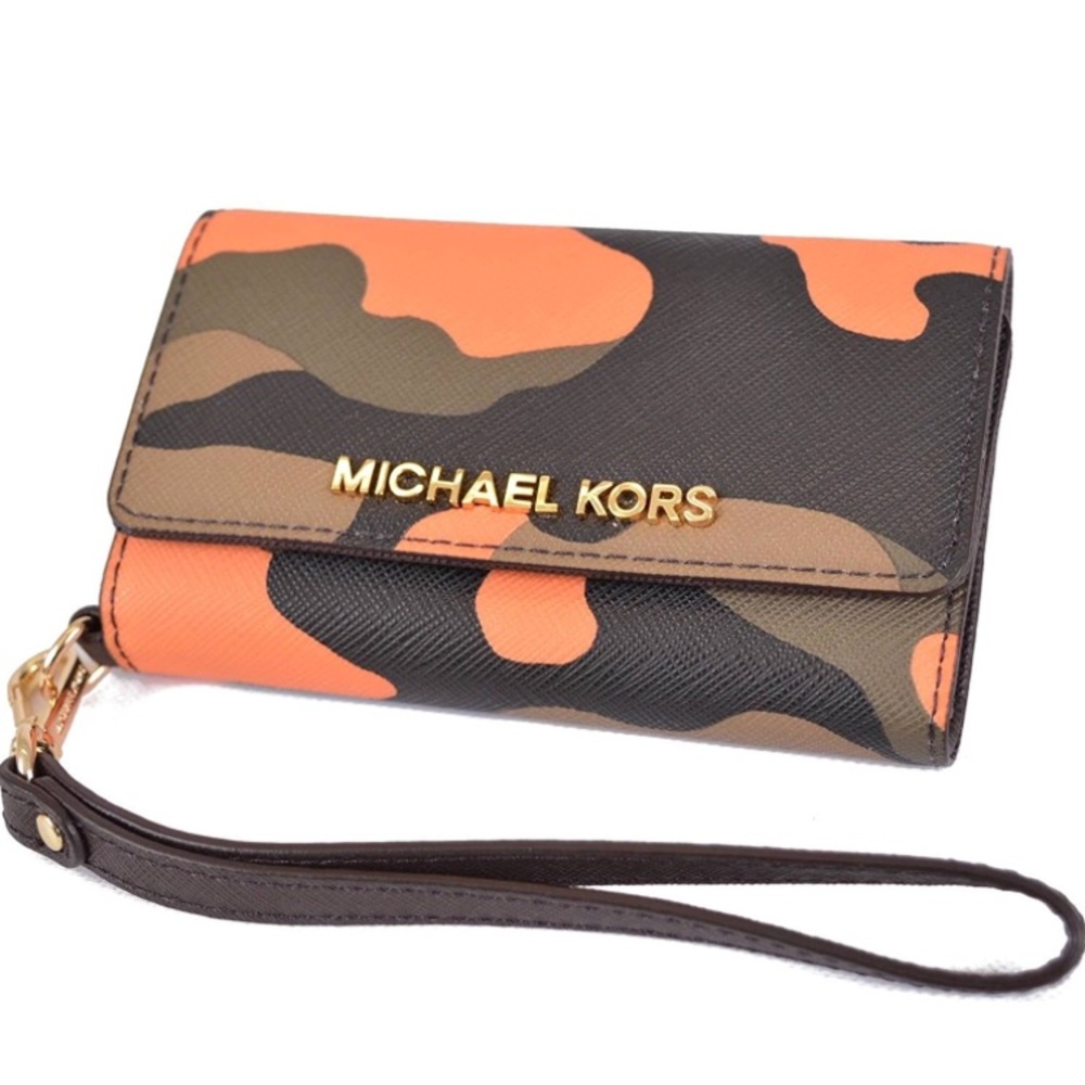 Michael Kors Wristlet